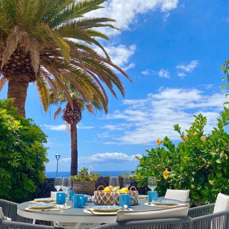 Private Holiday House with Ocean View Garden 7min to Bahia Beach Costa Adeje - Casa de 2 dormitorios - 1