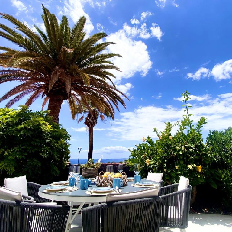 Private Holiday House with Ocean View Garden 7min to Bahia Beach Costa Adeje - Casa de 2 dormitorios - 7