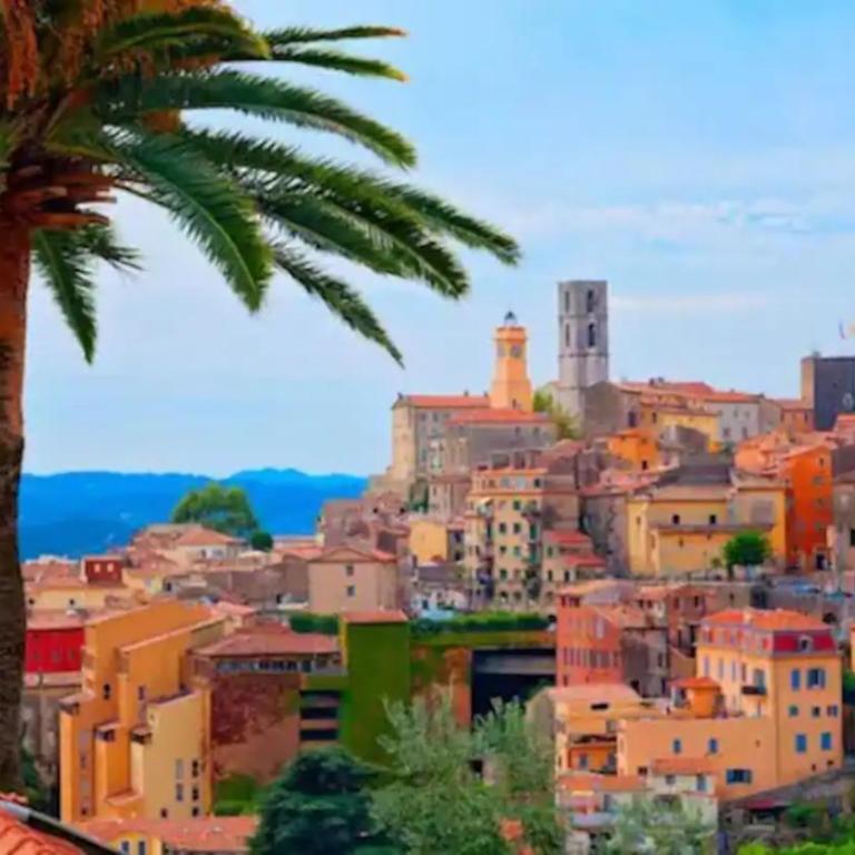 "Couleur Parfum" amazing Sea View Balcony FREE PARKING - Two-Bedroom Apartment - 45