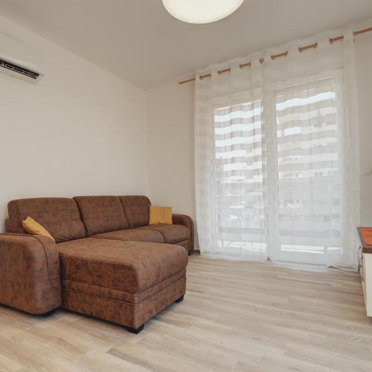 El Pasaja - Two-Bedroom Apartment with Ocean View - 1