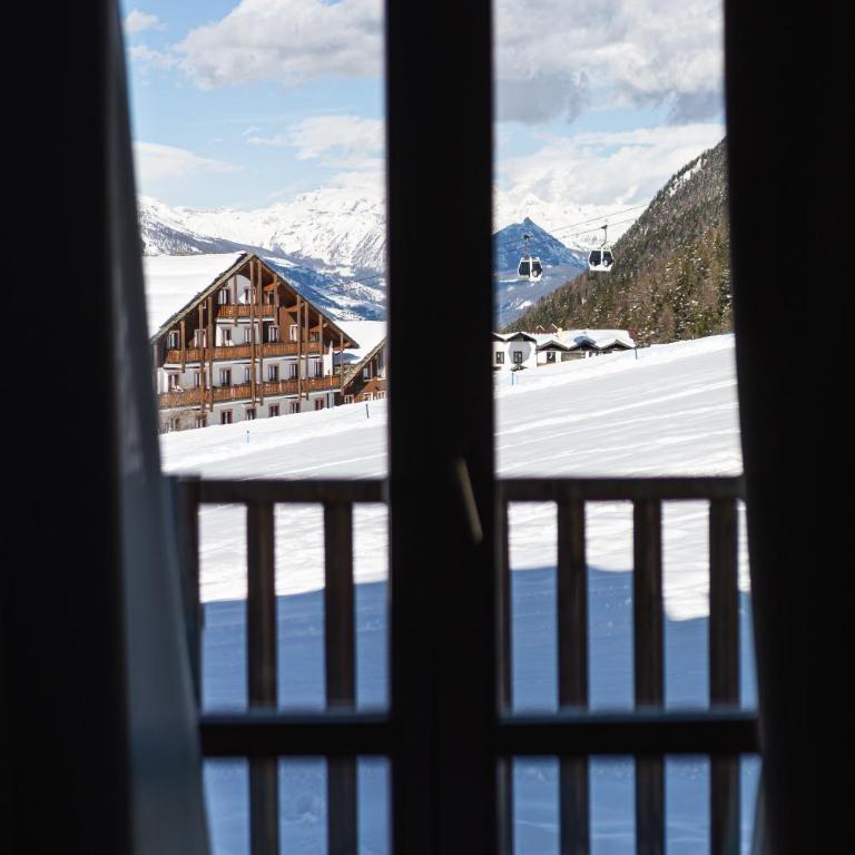 CHALET DES ALPES - Triple Room with Mountain View - 19