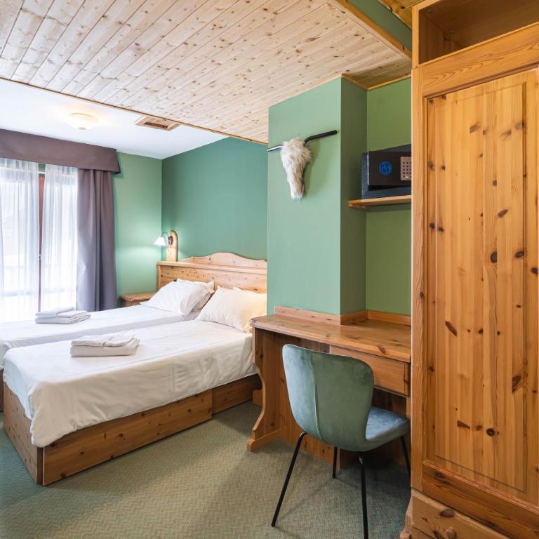CHALET DES ALPES - Double or Twin Room - 21