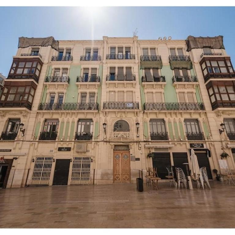 Charming Flat at Historic Centre & short walk to Beach - Two-Bedroom Apartment - 26