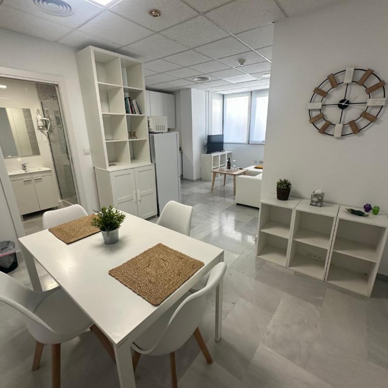 Apartamento Moderno Soho - Nuevo! En el centro y cerca de la playa!Parking gratuito! - Apartamento de 1 dormitorio - 6