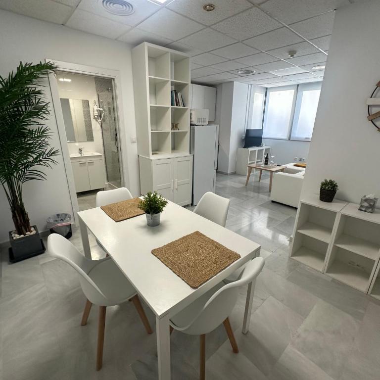 Apartamento Moderno Soho - Nuevo! En el centro y cerca de la playa!Parking gratuito! - Apartamento de 1 dormitorio - 33