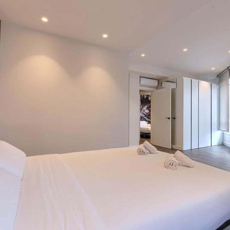Euskalduna Azkuna Center by Next Stop Bilbao - Three-Bedroom Apartment - 2