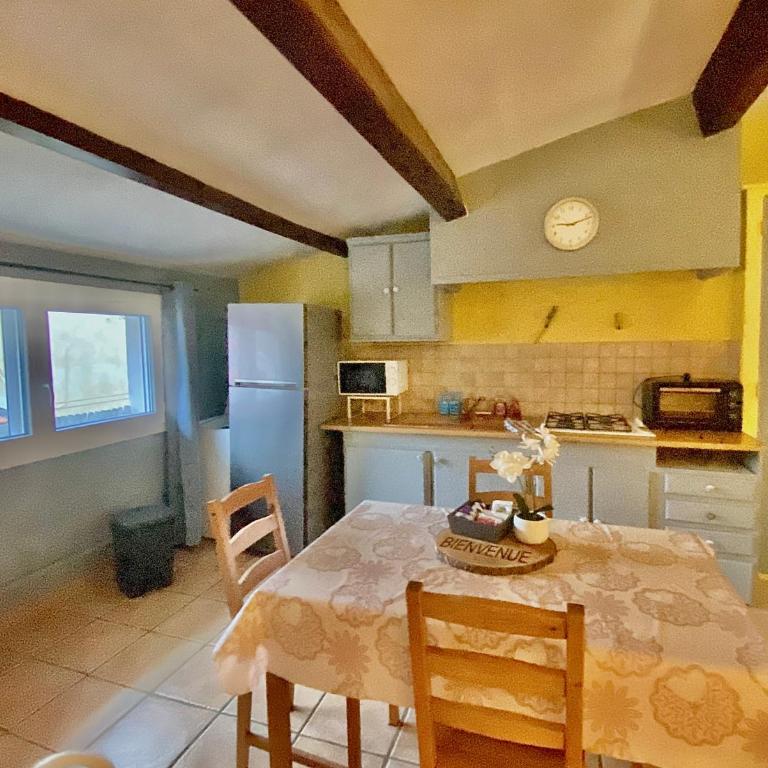 Canolle La Ciotat climatisé 5pers 4 lits à 1mn du Vieux-Port à pieds - Apartment mit 2 Schlafzimmern - 2