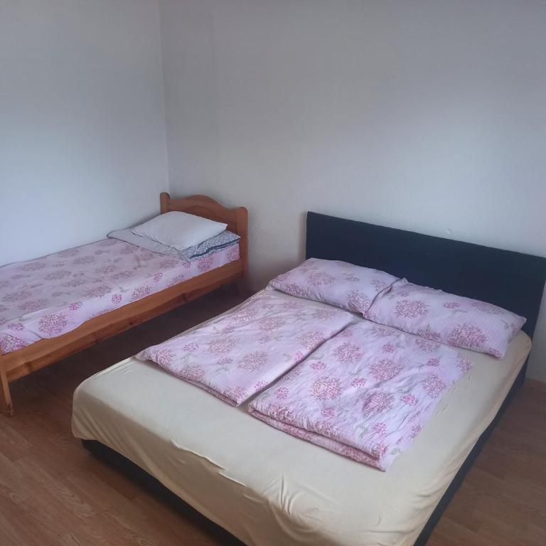 Green Garden Sarajevo - Apartman sa Pogledom na Planinu - 6