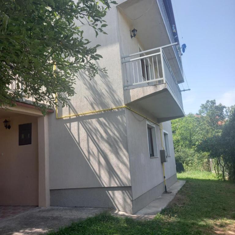 Green Garden Sarajevo - Apartman sa Pogledom na Planinu - 9