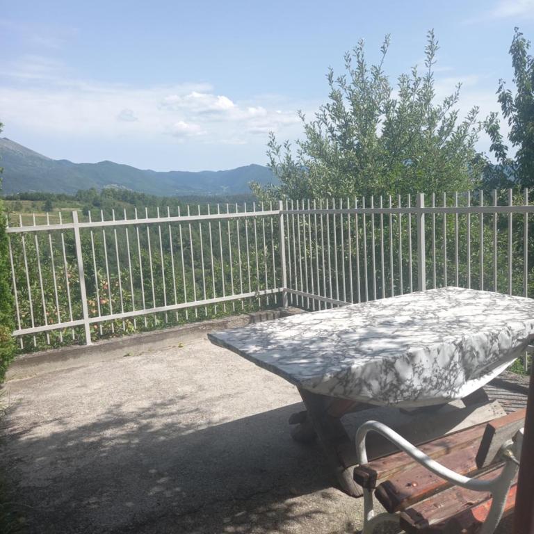 Green Garden Sarajevo - Apartman sa Pogledom na Planinu - 11