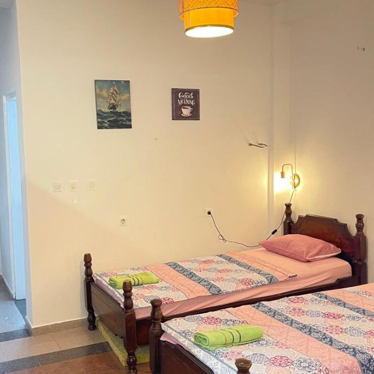 Hostel Flash - Single Bed in Dormitory Room - 2