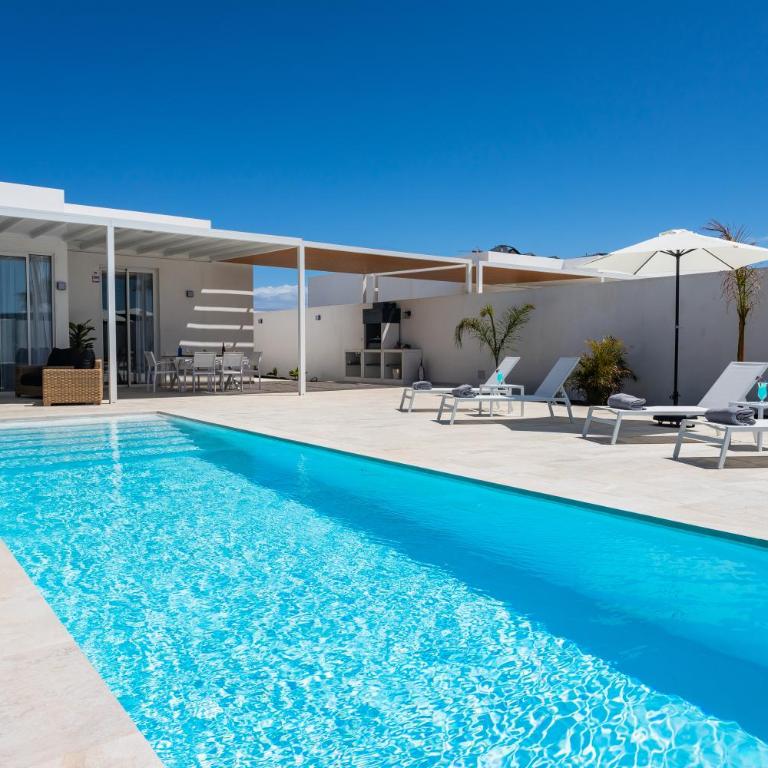 Paraiso De Jil - Three-Bedroom Villa - 1