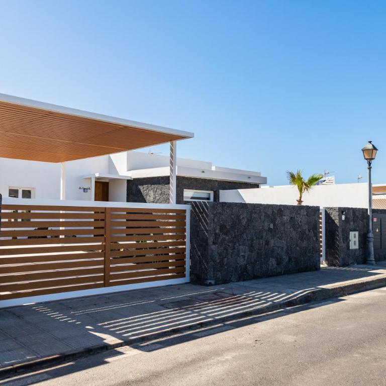 Paraiso De Jil - Three-Bedroom Villa - 31