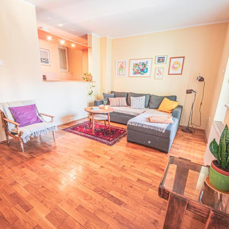 Central 1BR, Boho Style, Balcony, Cool & Quiet - Apartman sa Balkonom - 1