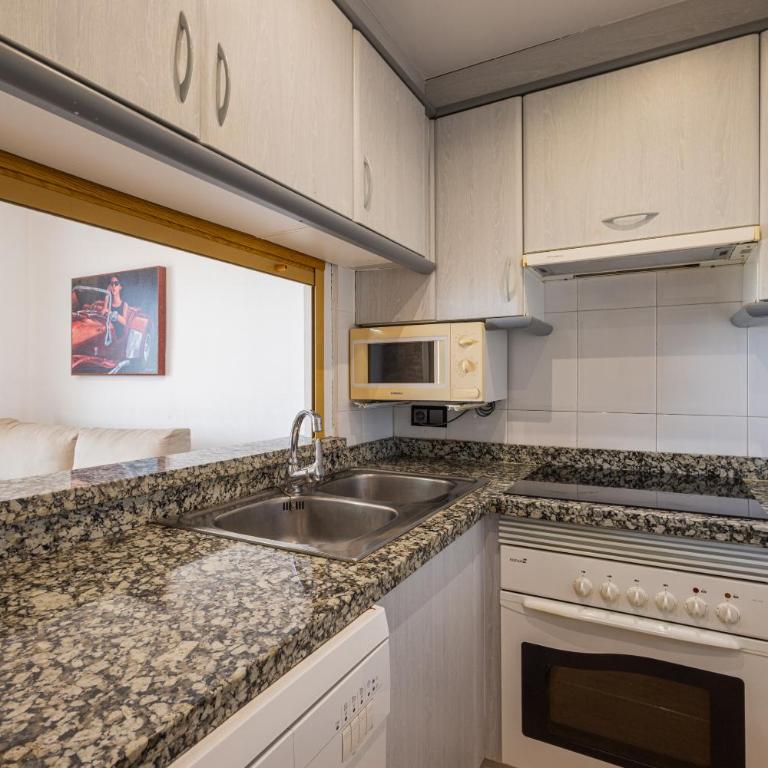 FABULOSO APARTAMENTO CON VISTAS AL MAR - Apartamento de 1 dormitorio - 9