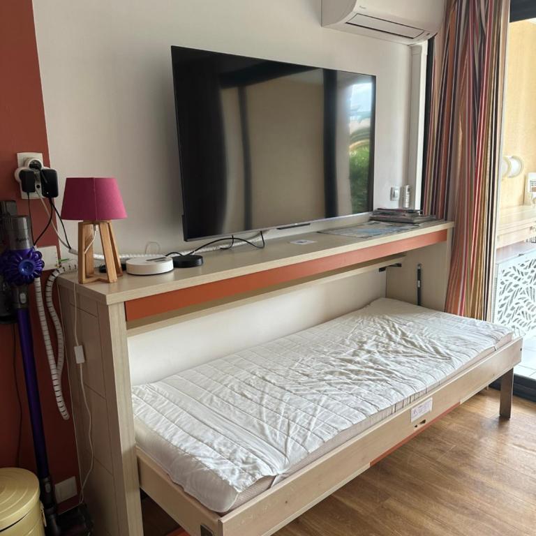 Villa Francia Résidence piscine tennis à 500m des plages de Cannes - Appartement 1 Chambre - 31