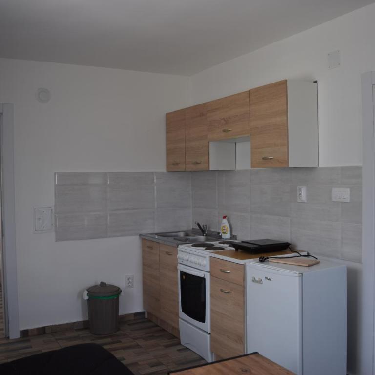 Apartmani Venecija - Apartman sa Pogledom na Vrt - 18