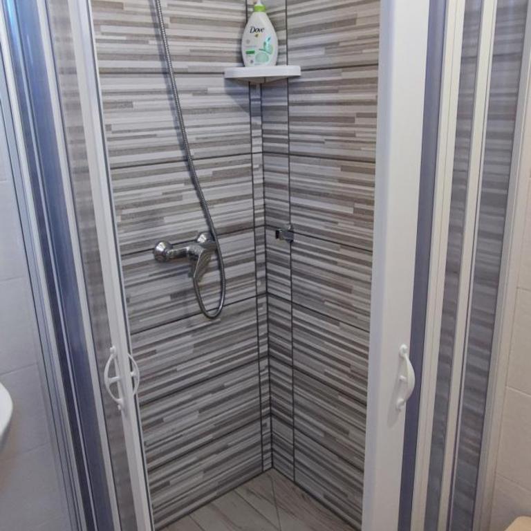 Marine Place Gallipoli - One-Bedroom Apartment - 13