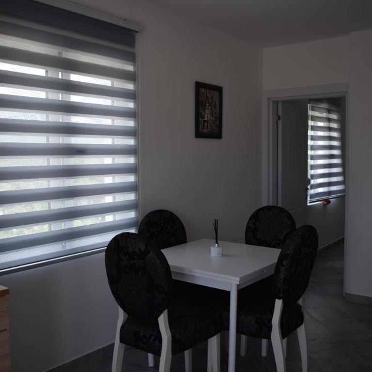 Apartmani Venecija - One-Bedroom Apartment - 39