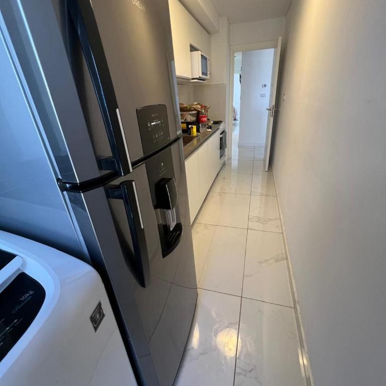 Oasis Urbano Premium - Three-Bedroom Apartment - 11