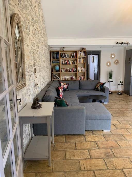 Duplex familial au cœur de la cité médiévale - Appartement - 22