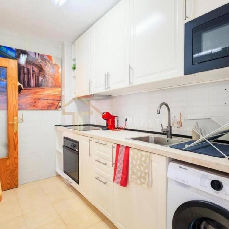 2 BR Beautiful apartment 300m from beach with pool! - Apartamento de 2 dormitorios con vistas al lago - 13