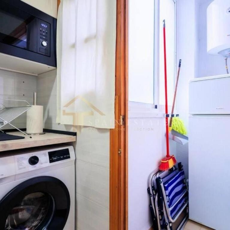 2 BR Beautiful apartment 300m from beach with pool! - Apartamento de 2 dormitorios con vistas al lago - 15
