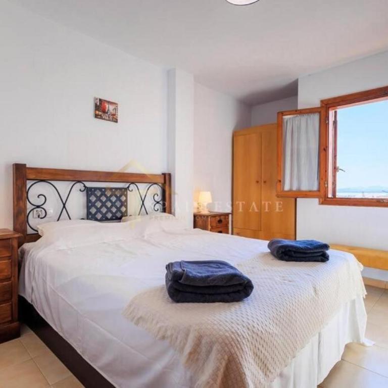 2 BR Beautiful apartment 300m from beach with pool! - Apartamento de 2 dormitorios con vistas al lago - 1