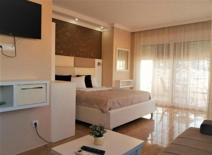 Apartmants Elisa - Deluks Dvokrevetna Soba sa Bračnim Krevetom/Zasebnim Krevetima - 4