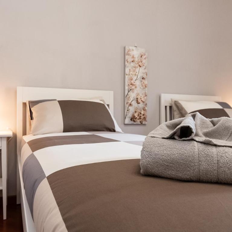 -QUADRILOCALE IN CENTRO-Vicino alla spiaggia - Apartamento de 2 dormitorios - 52