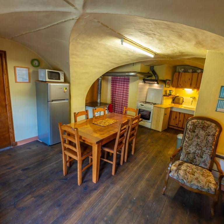 Maison - Parc naturel du Queyras - Pleine nature - Maison 2 Chambres - 6
