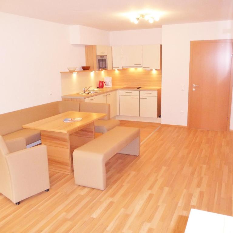 Ferienhäuser Tröster - Comfort Apartment mit zwei Schlafzimmern und Terrasse - 22