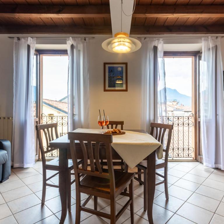 ArteLaguna - Appartamento con 2 Camere da Letto e con Vista Montagna - 4