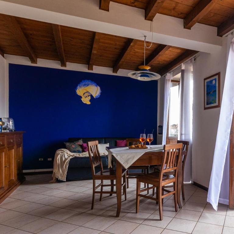 ArteLaguna - Appartamento con 2 Camere da Letto e con Vista Montagna - 2