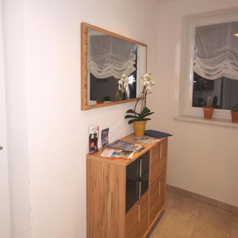 Apart Carmen - Apartment mit 2 Schlafzimmern und Terrasse - 13
