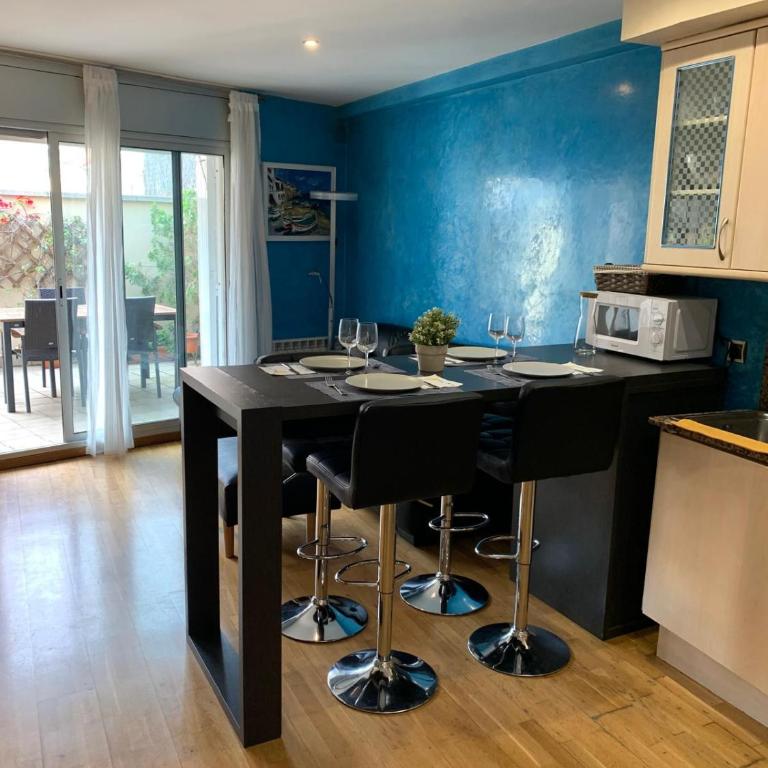 Stylish Duplex Loft with terrace - Two-Bedroom Apartment - 4