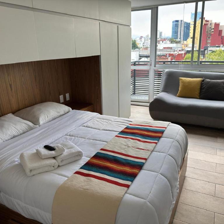 Calzolli Penthouse Casa de Huéspedes y Coliving - Double Room with Private Bathroom - 1