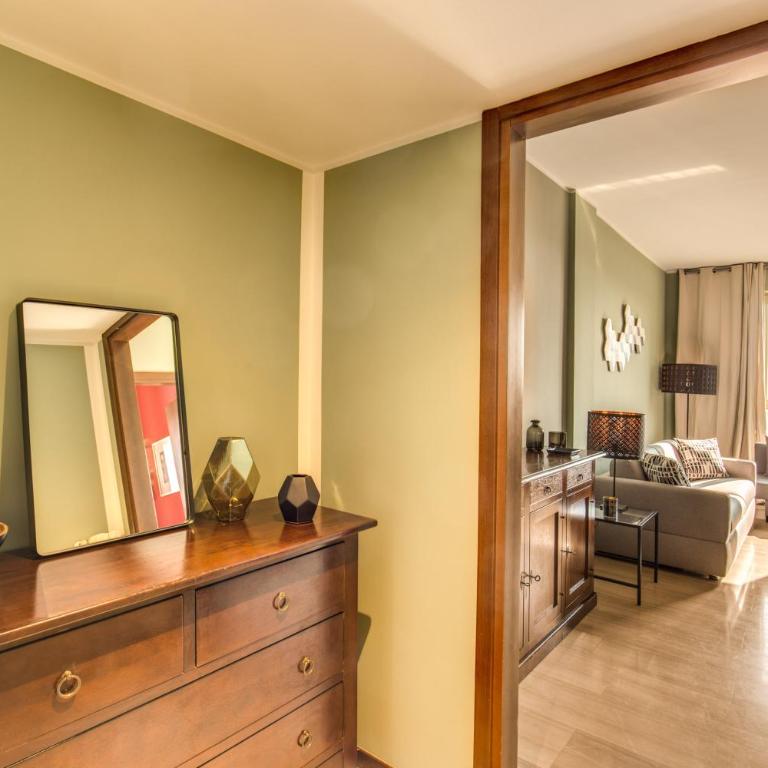 Downtown Milano - One-Bedroom Apartment with Sofa Bed - 2