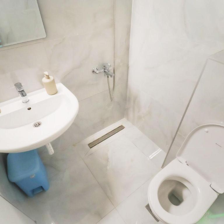 Ratac Eco Guest House - Četvorokrevetna Soba s Terasom - 19