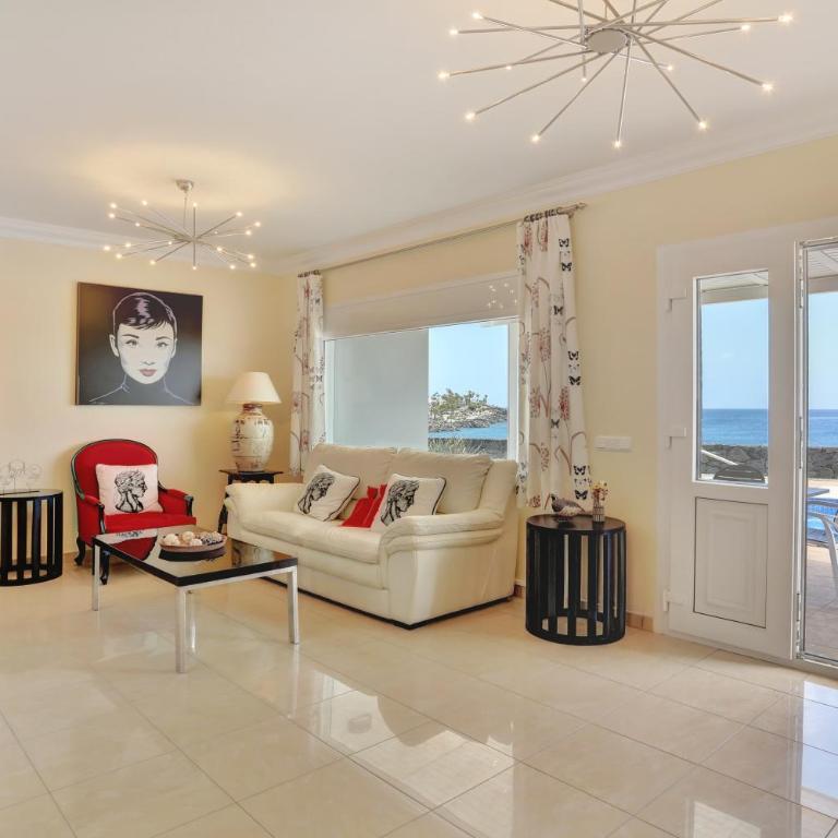 Casa ELENA - Three-Bedroom Villa - 12