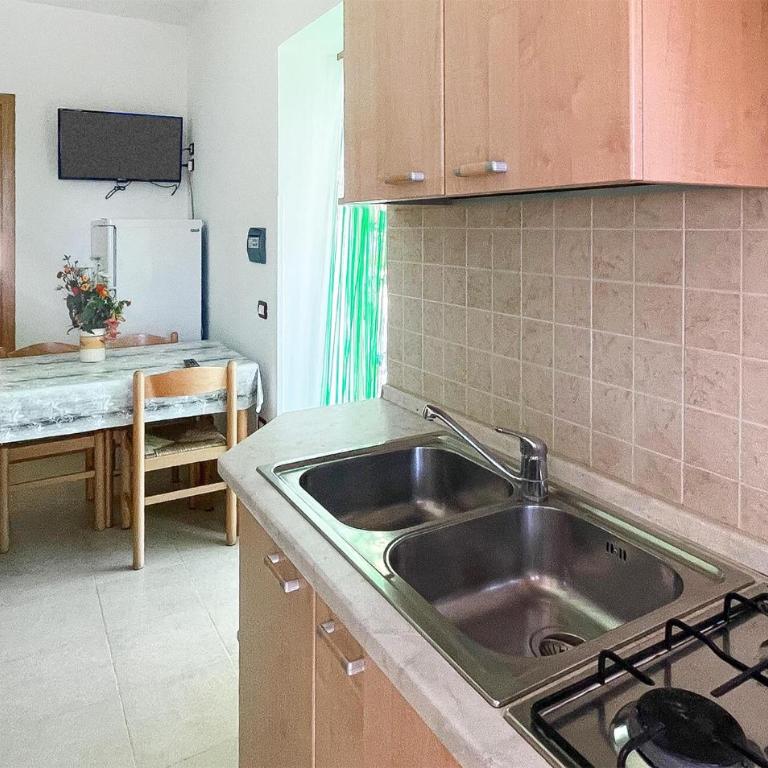 Nice Apartment In Vieste With Wifi - Appartamento con 1 Camera da Letto - 2