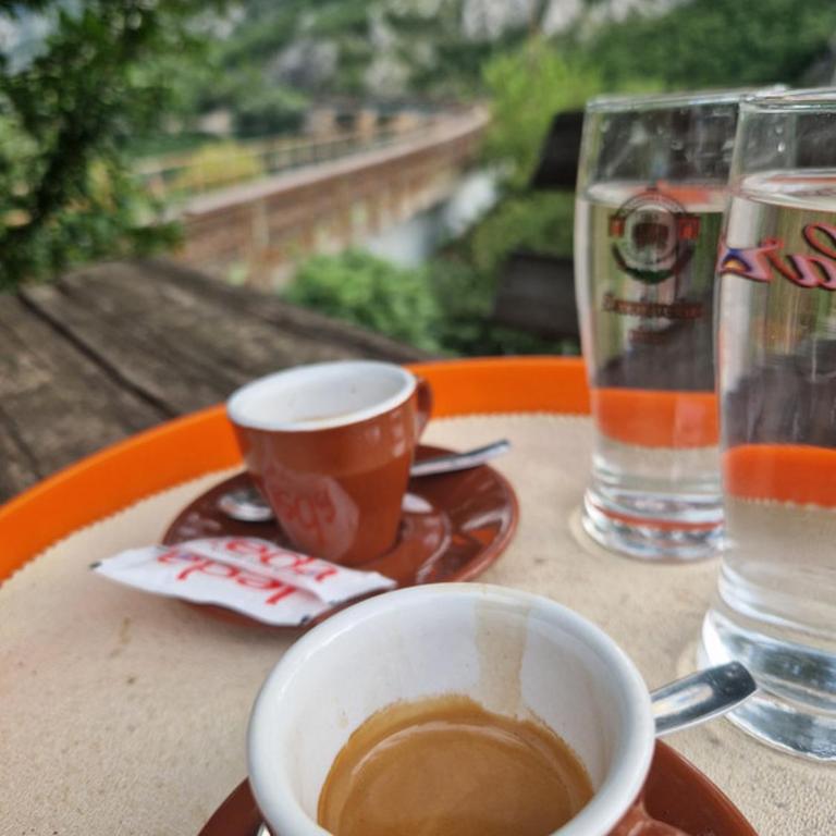 Visit Dreznica - Canyon Retreat - Quadruple Room with Balcony - 37
