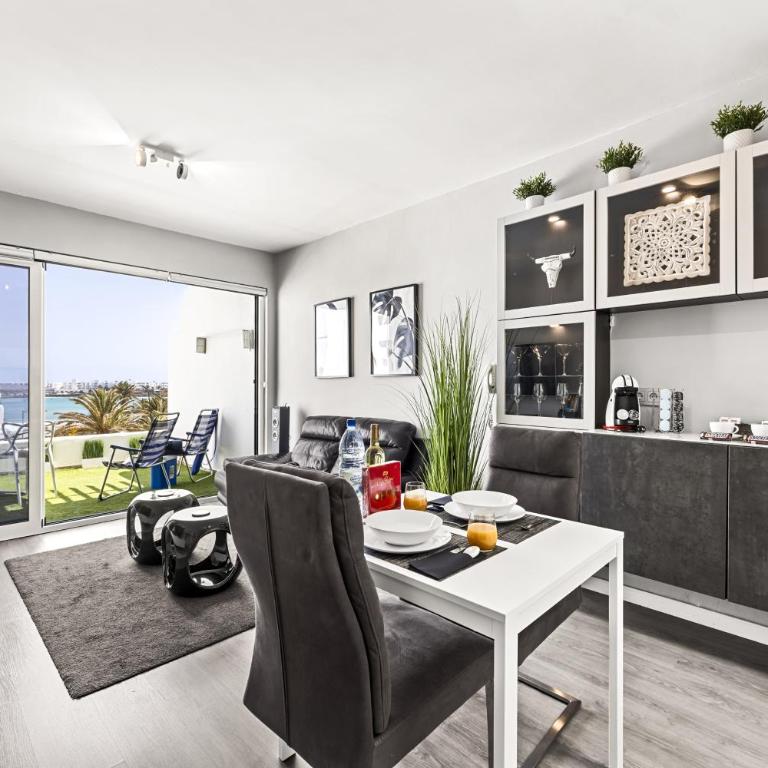 HOLYHOME CUCHARAS BEACH - Apartamento con vistas al mar - 1