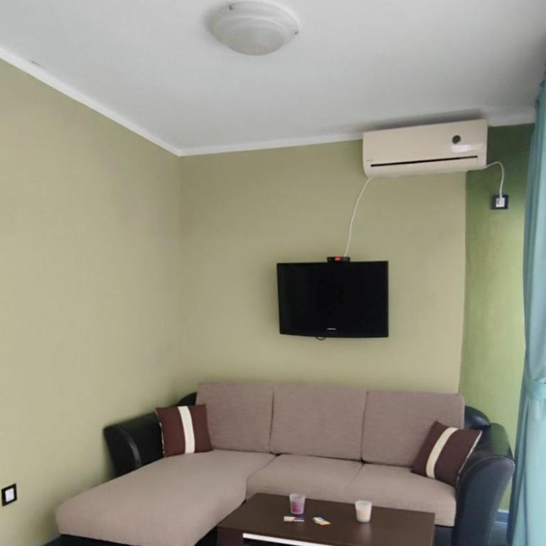 Crypto House G - Apartment with Pool View - 14