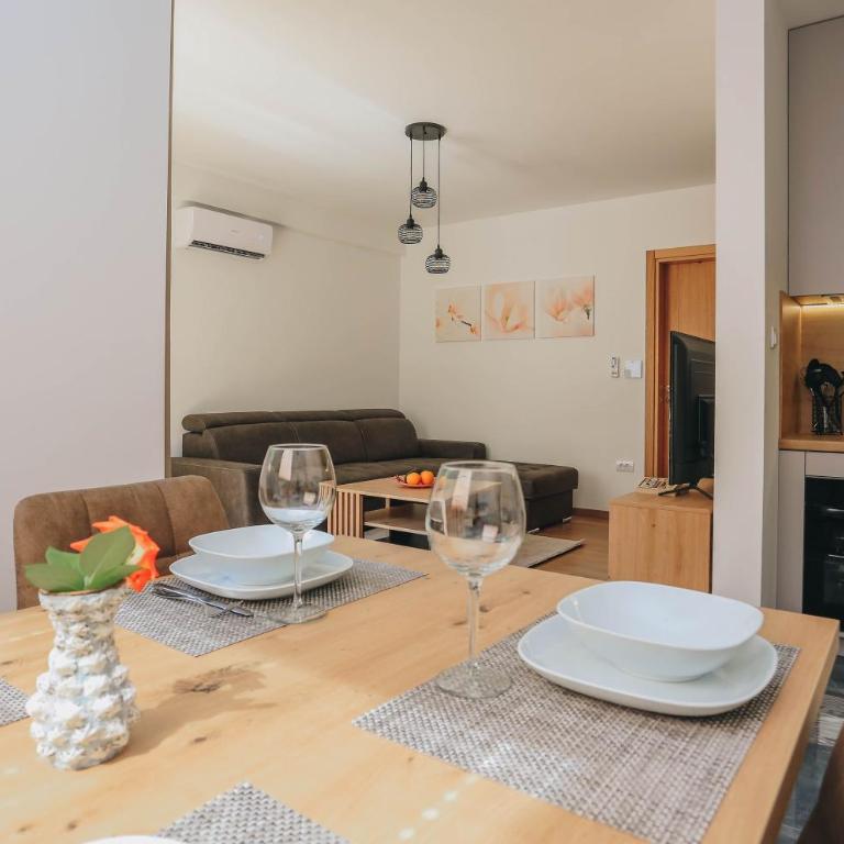 Toplish 1 Top holiday in Budva - Apartman sa 1 Spavaćom Sobom - 5
