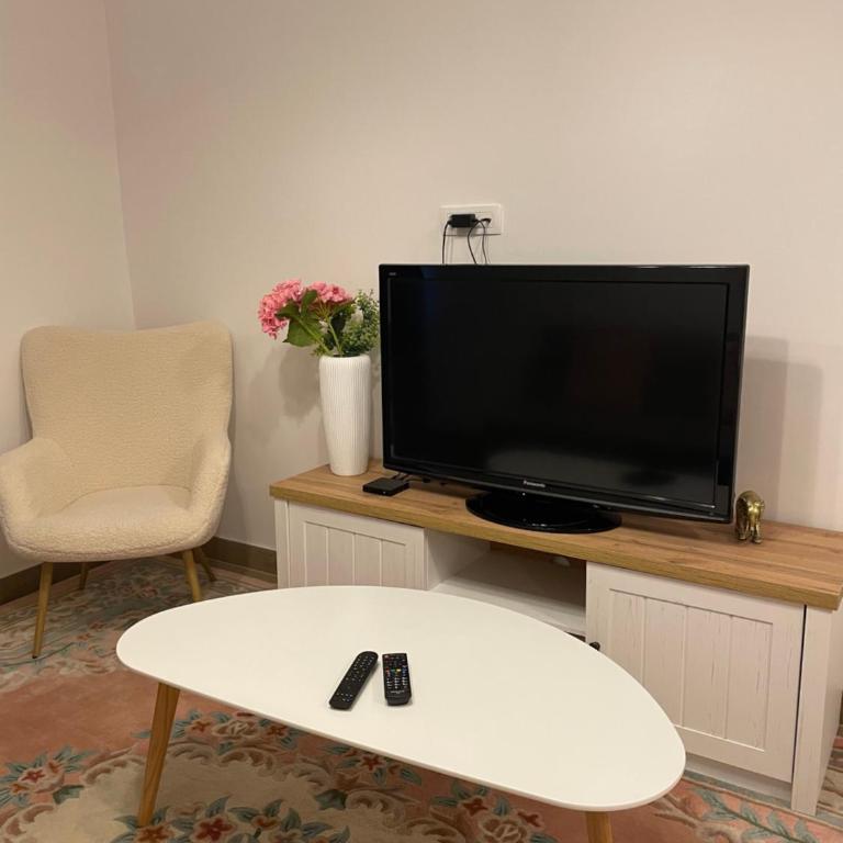 ToRo Hospitality - One-Bedroom Deluxe Apartment - 2