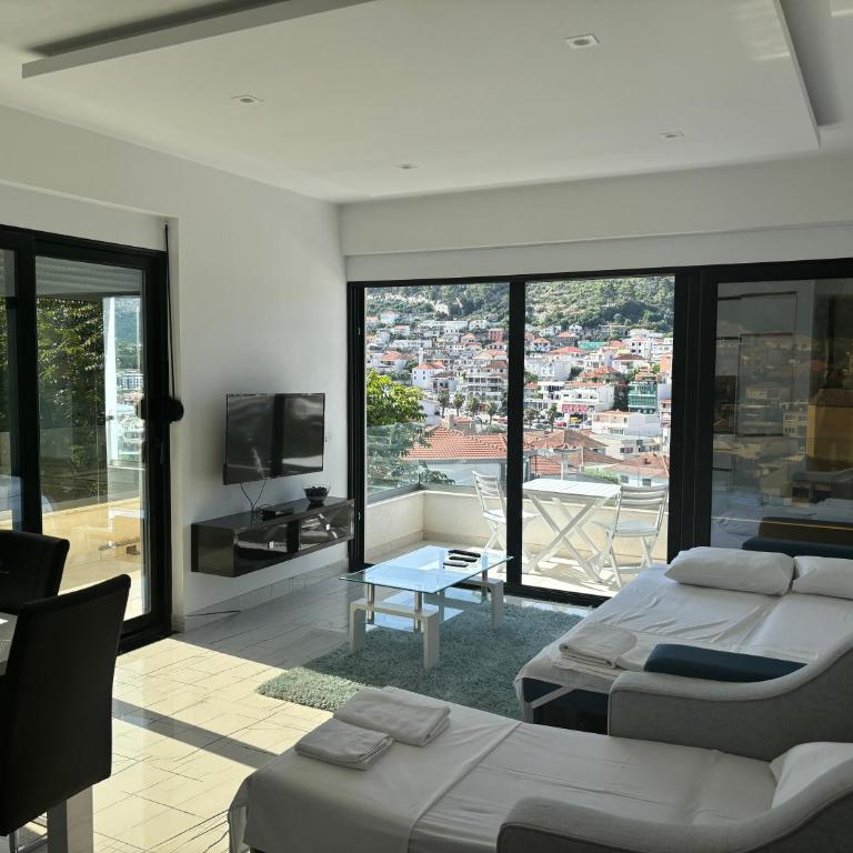 Royal City View Luxury Apartments - One-Bedroom Apartment - 10