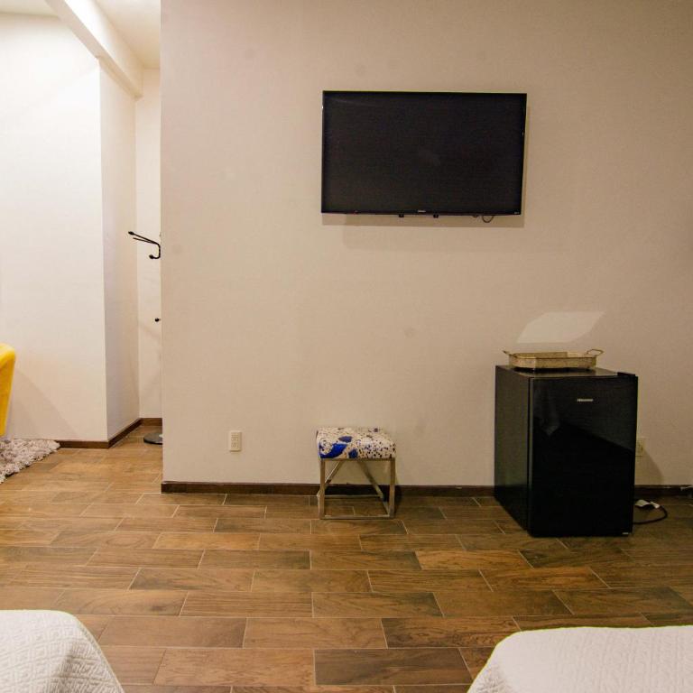Quinta San Carlos Ensenada - Habitación Doble con baño privado - 2 camas - 9