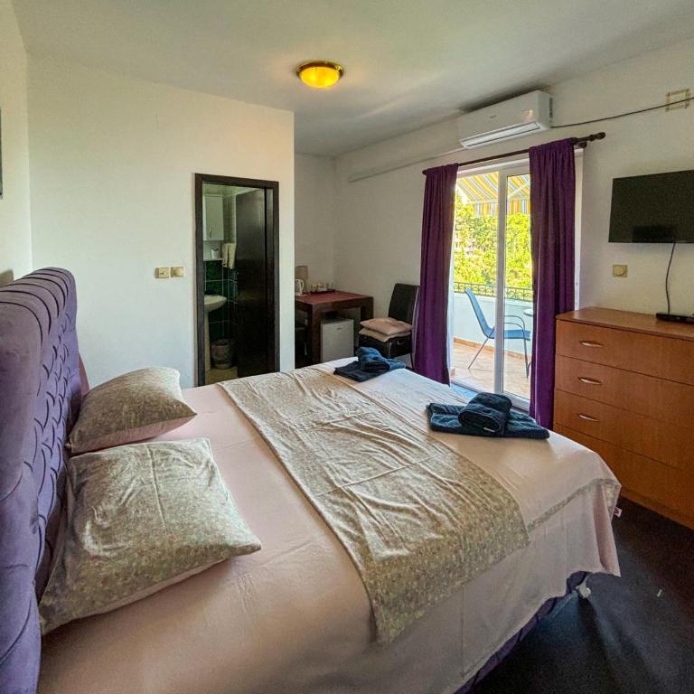 Villa Dulsinea - Double Room with Balcony and Sea View - 7