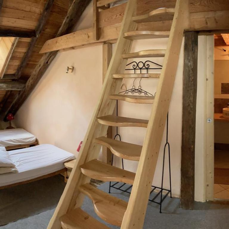 Gîte Le Moulin papillon - Chambre Quadruple avec Salle de Bains Privative - 1